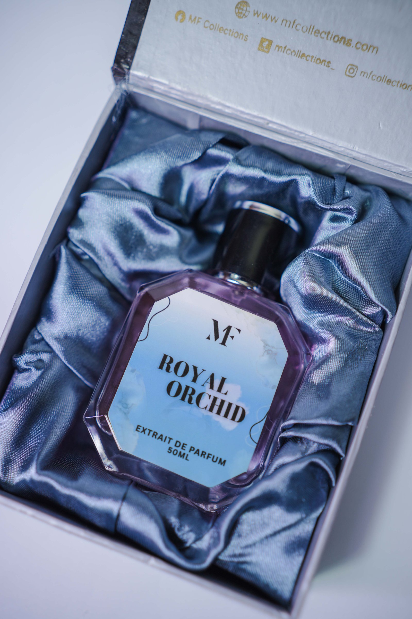 ROYAL ORCHID thumbnail 5